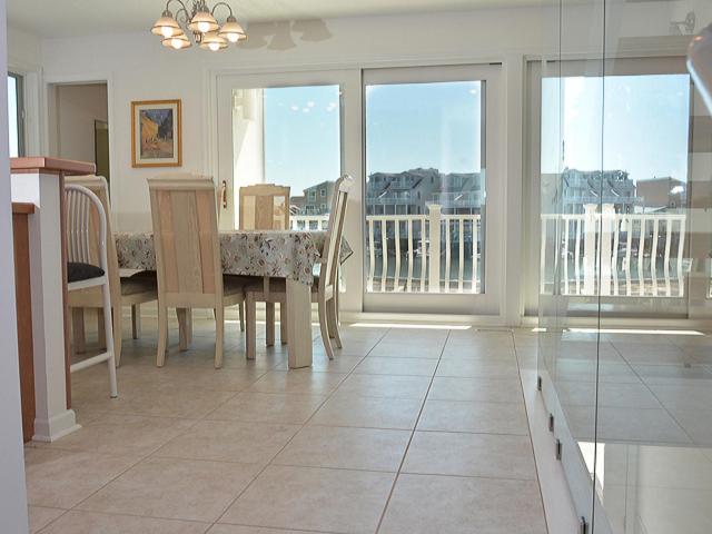 WaterFront Luxury Condo Main image 1