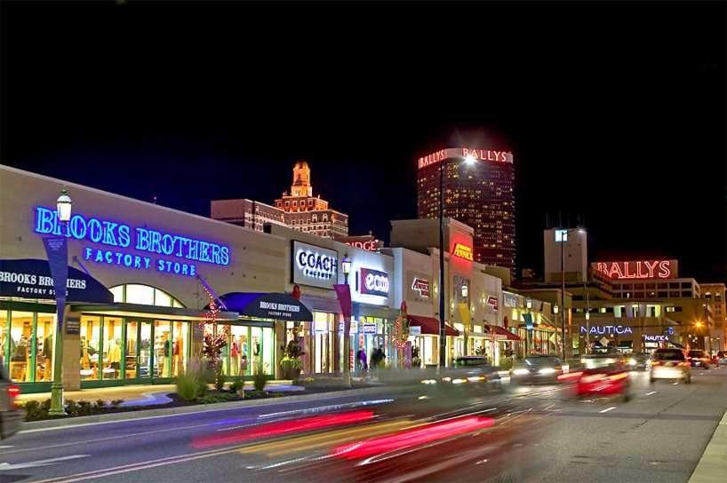 Popular attractions Area Nearby Property
